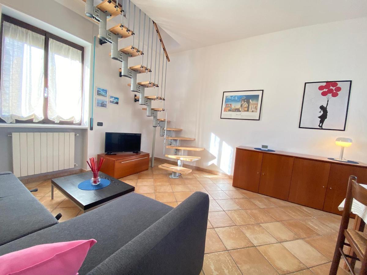 Appartement La Discografica, Elegante E Spaziosa Per Gruppi à Trezzano Rosa Extérieur photo