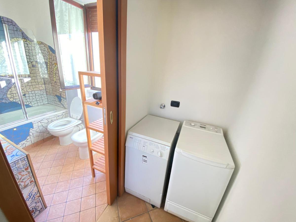 Appartement La Discografica, Elegante E Spaziosa Per Gruppi à Trezzano Rosa Extérieur photo