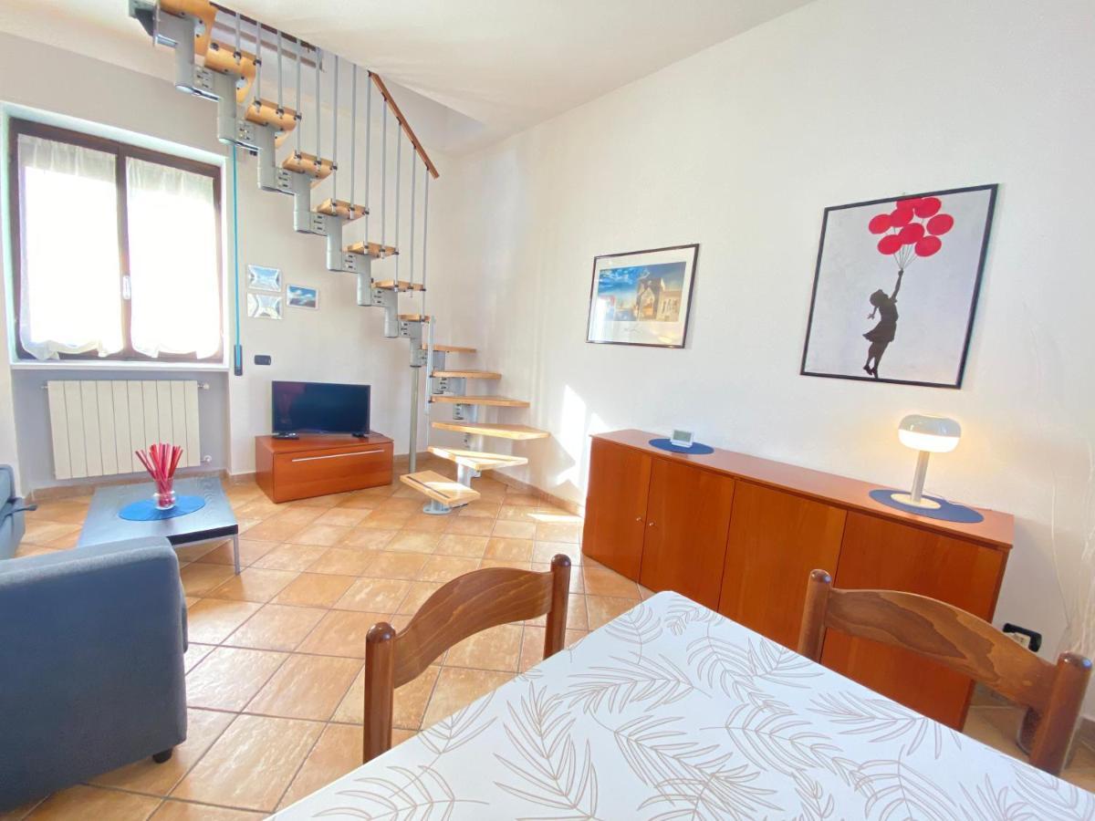Appartement La Discografica, Elegante E Spaziosa Per Gruppi à Trezzano Rosa Extérieur photo